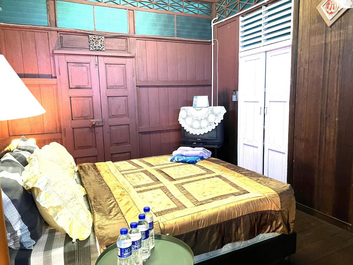 Oyo Home 90495 Homestay Kampung Kota Aur Sungai Petani Exteriör bild